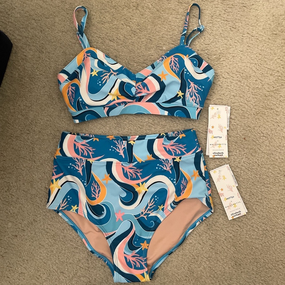 NEW MOTT50 SWIM SET